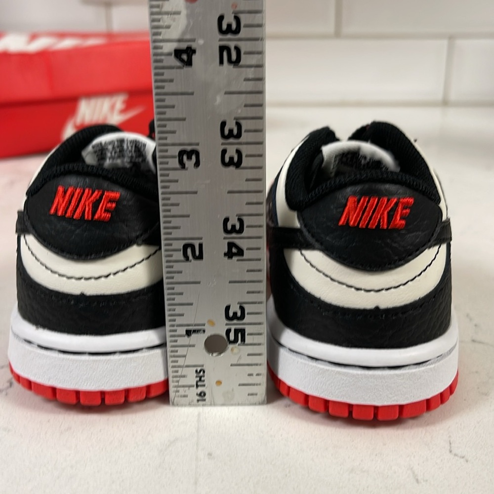 Nike Dunk Low NBA 75th Anniversary Chicago Toddler DC9562-100 Red Black Size 8 - Picture 3 of 16